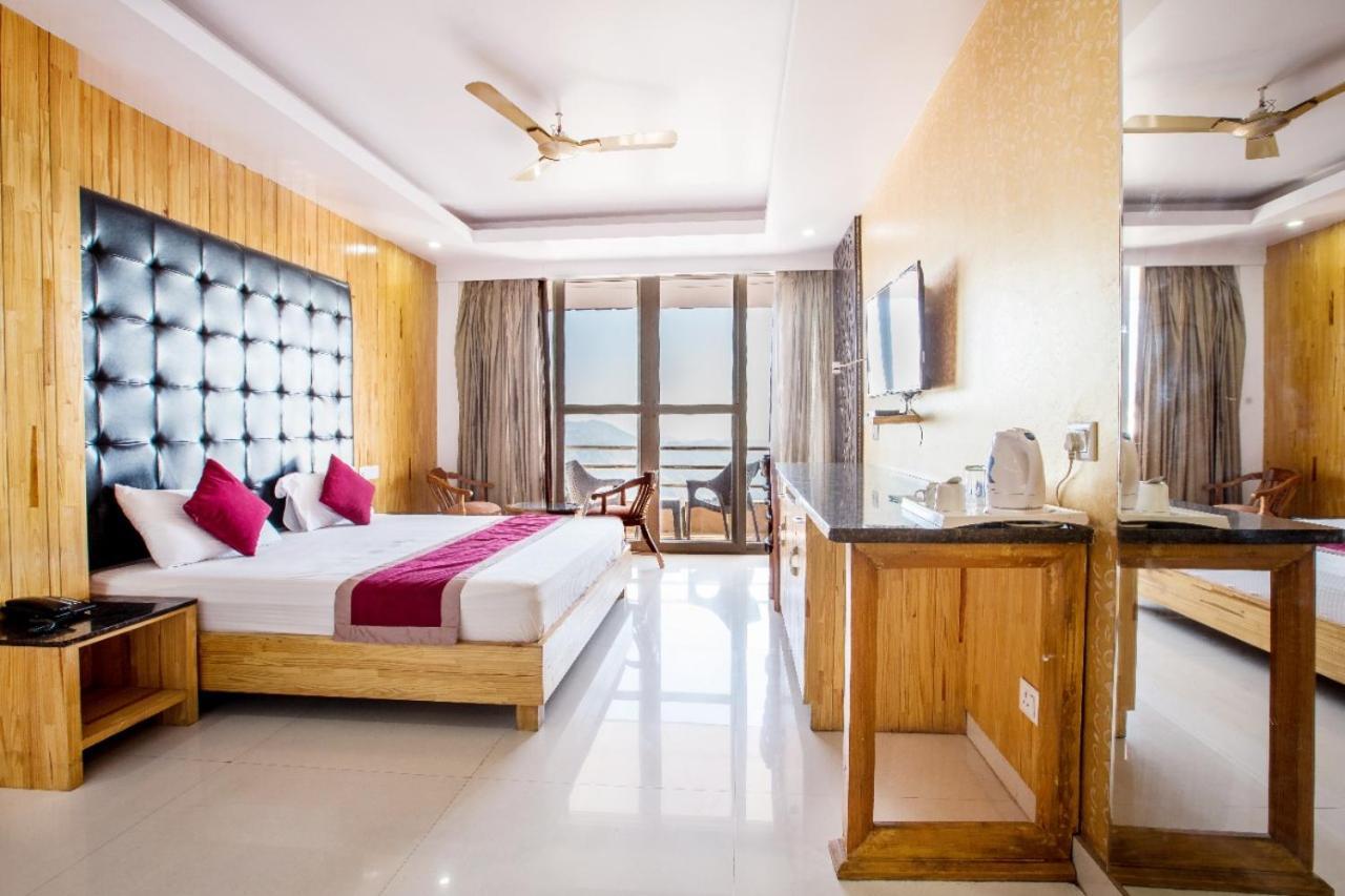 The Alpine Resort Lansdowne Ngoại thất bức ảnh