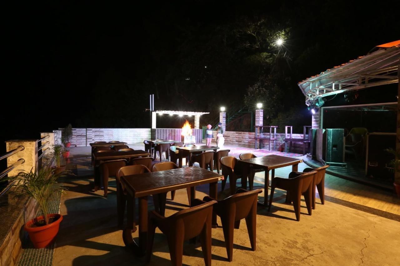 The Alpine Resort Lansdowne Ngoại thất bức ảnh