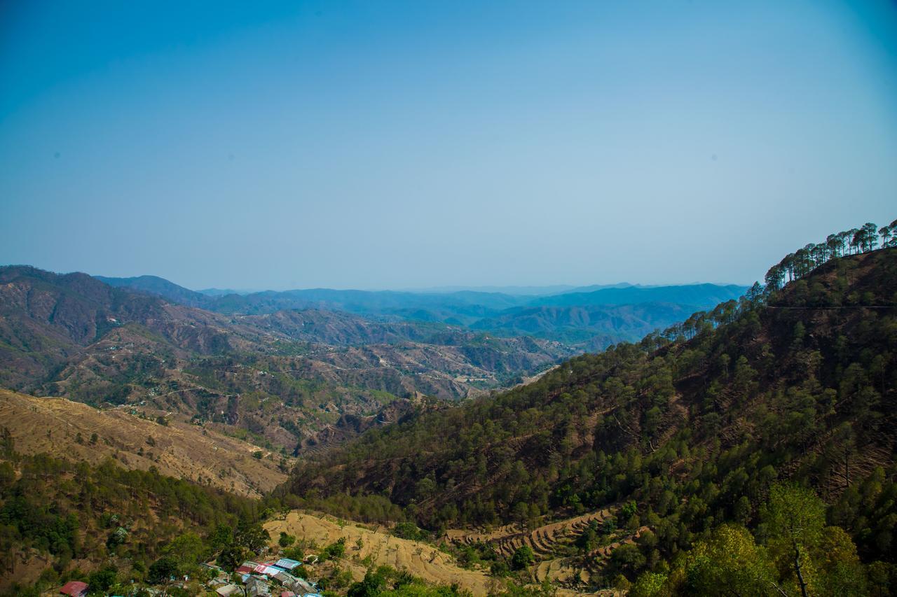 The Alpine Resort Lansdowne Ngoại thất bức ảnh