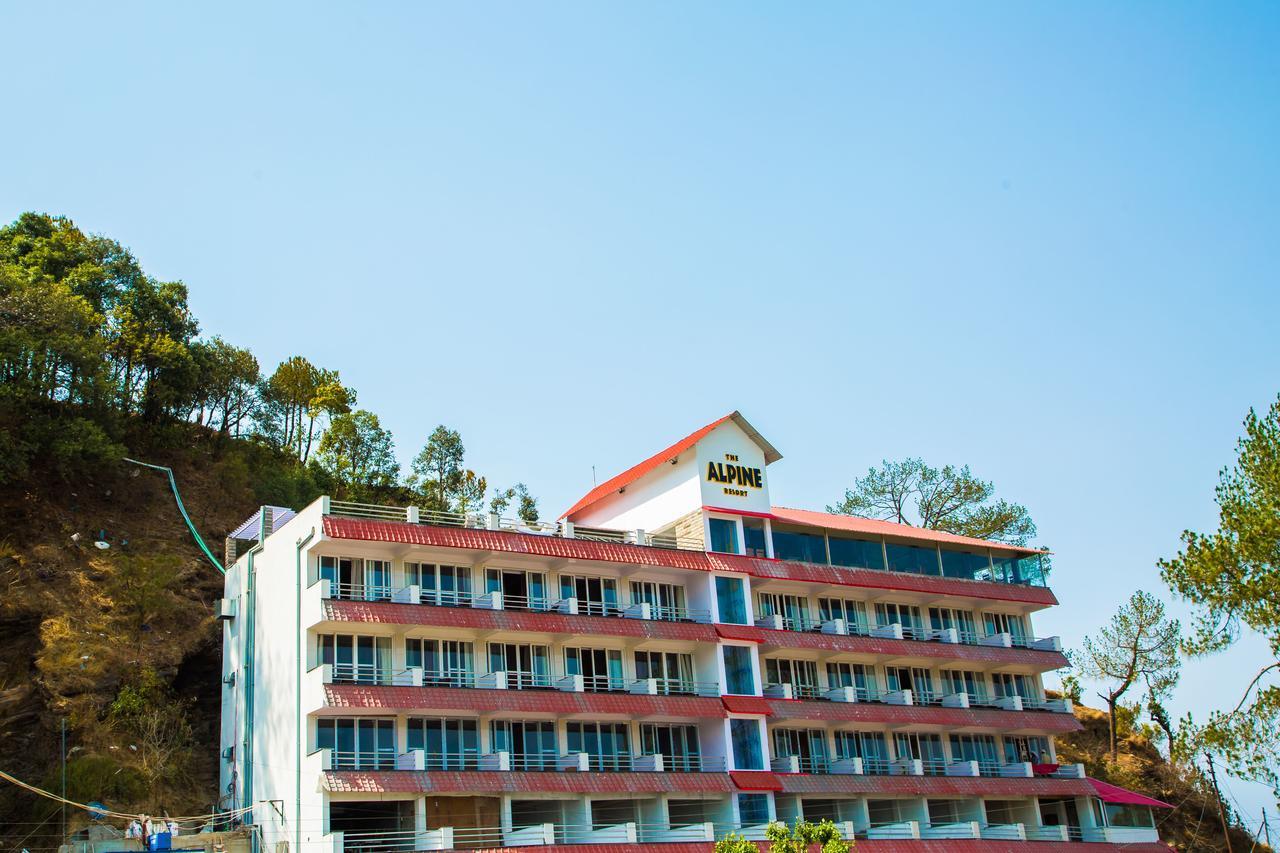 The Alpine Resort Lansdowne Ngoại thất bức ảnh