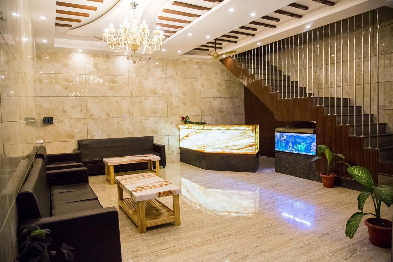 The Alpine Resort Lansdowne Ngoại thất bức ảnh
