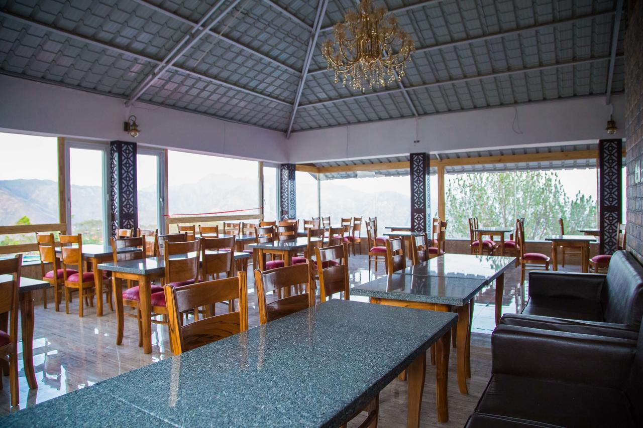 The Alpine Resort Lansdowne Ngoại thất bức ảnh