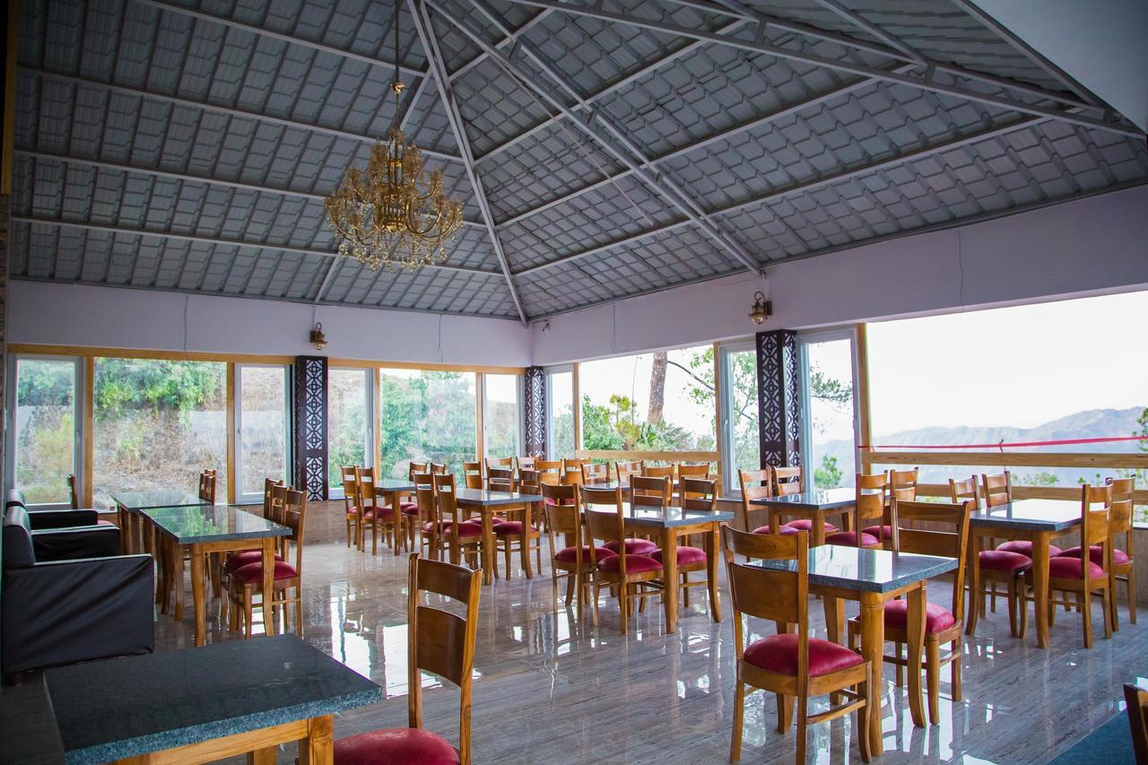 The Alpine Resort Lansdowne Ngoại thất bức ảnh
