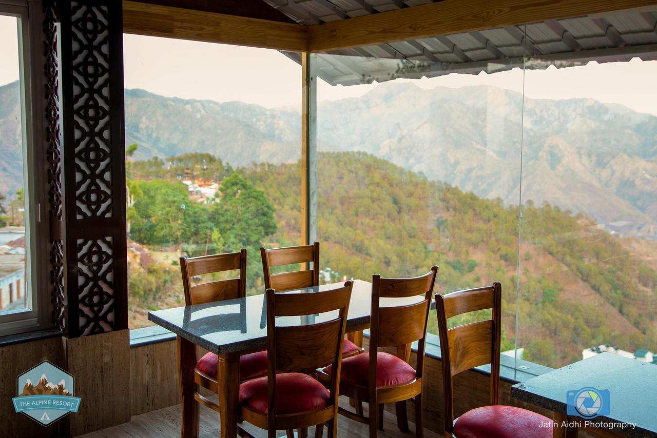 The Alpine Resort Lansdowne Ngoại thất bức ảnh